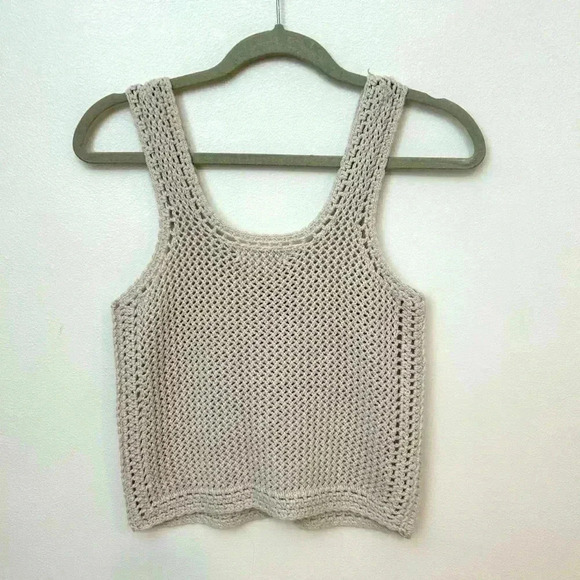 Crochet Rose festival tank top cottage core anthro chunky knit / vest - Picture 3 of 4